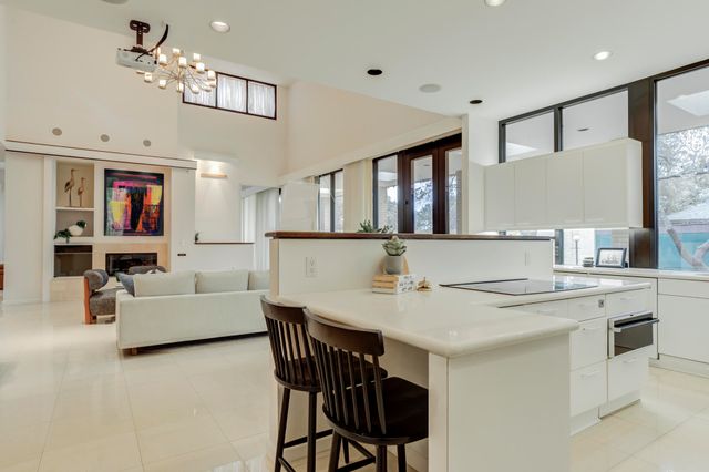 9602 Savannah Avenue, Lubbock, TX 79424