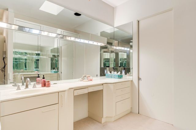 9602 Savannah Avenue, Lubbock, TX 79424