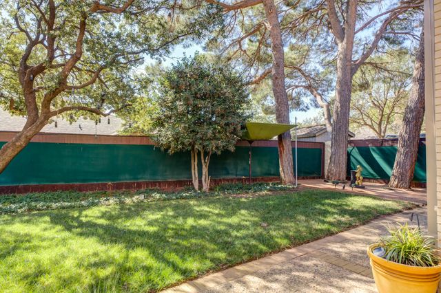 9602 Savannah Avenue, Lubbock, TX 79424