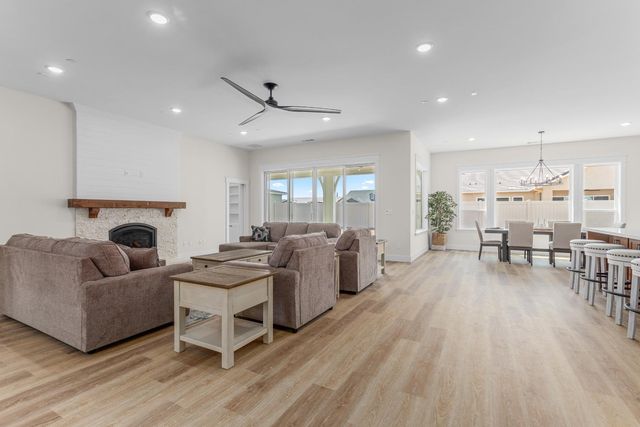 2119 Via Bella, Oakdale, CA 95361