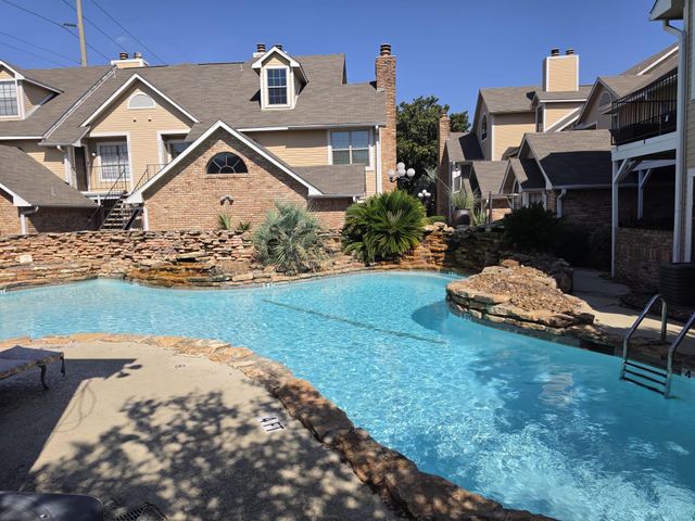 2300 Old Spanish Trail 2108, Houston, TX 77054