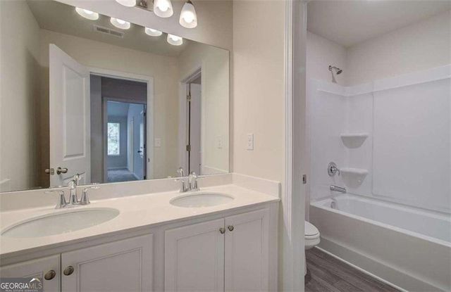 2730 Riverpine Trail, Atlanta, GA 30331