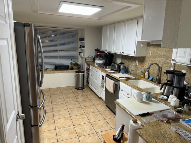 3663 Nasa Parkway 603, Seabrook, TX 77586