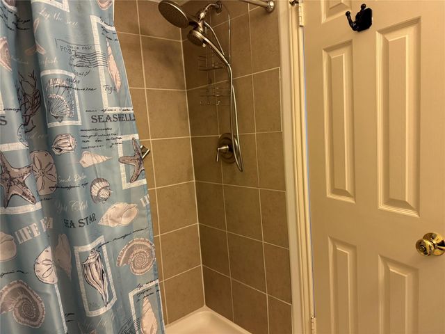 3663 Nasa Parkway 603, Seabrook, TX 77586