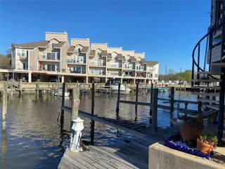 3663 Nasa Parkway 603, Seabrook, TX 77586