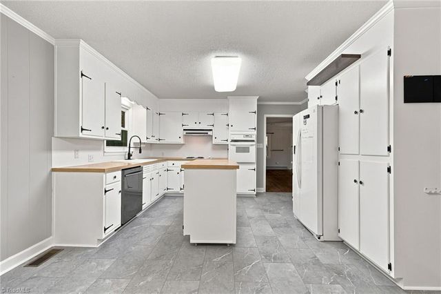 140 Clifton Drive, Reidsville, NC 27320