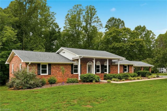 140 Clifton Drive, Reidsville, NC 27320