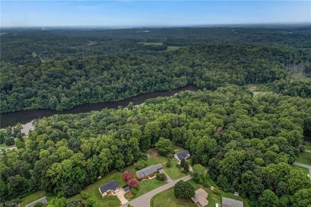 140 Clifton Drive, Reidsville, NC 27320