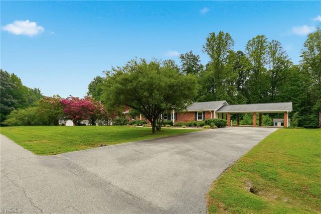 140 Clifton Drive, Reidsville, NC 27320