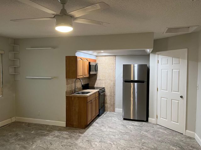 3049 NE 20th Terrace, Fort Lauderdale, FL 33306