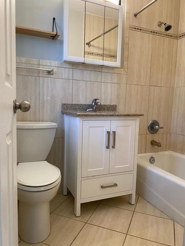 3049 NE 20th Terrace, Fort Lauderdale, FL 33306