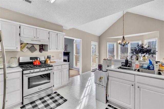 111 Overlook Heights Way, Stockbridge, GA 30281