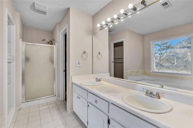 111 Overlook Heights Way, Stockbridge, GA 30281