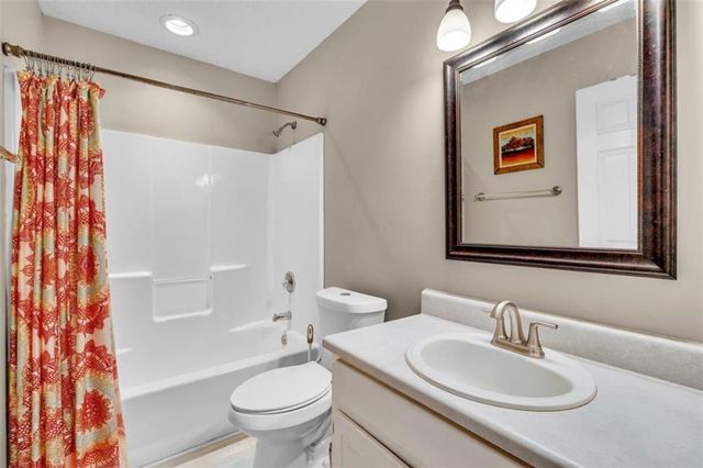 111 Overlook Heights Way, Stockbridge, GA 30281