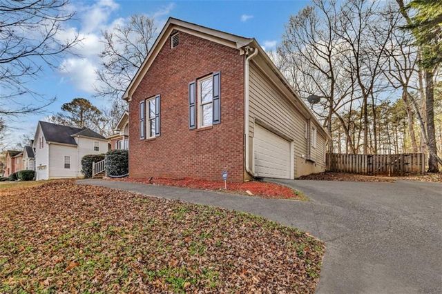 111 Overlook Heights Way, Stockbridge, GA 30281