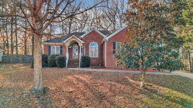 111 Overlook Heights Way, Stockbridge, GA 30281