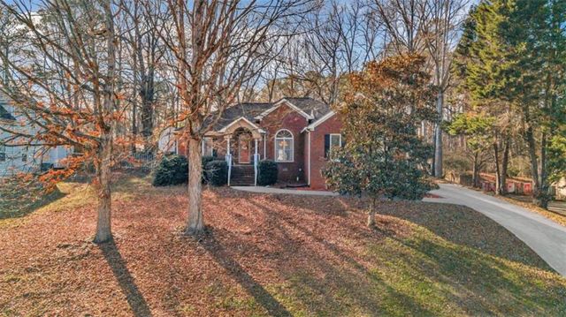 111 Overlook Heights Way, Stockbridge, GA 30281