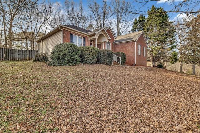 111 Overlook Heights Way, Stockbridge, GA 30281