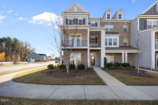 2901 Great Lawn Road 77, Apex, NC 27502