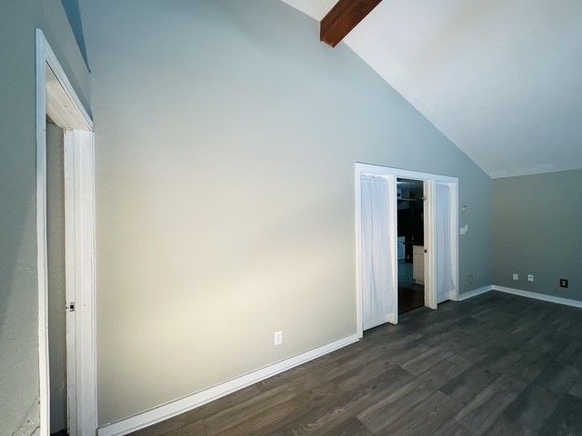 318 Clearwood Drive, Grand Prairie, TX 75052