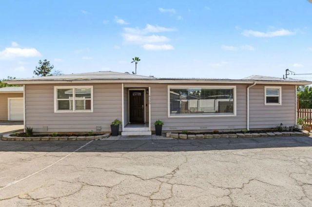 4135 N Cordoba Ave, Spring Valley, CA 91977