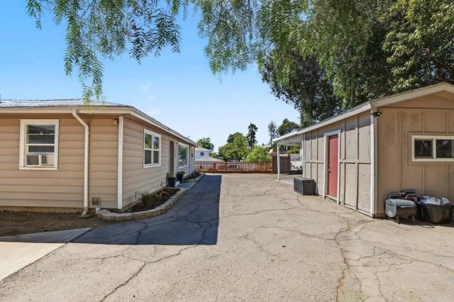 4135 N Cordoba Ave, Spring Valley, CA 91977