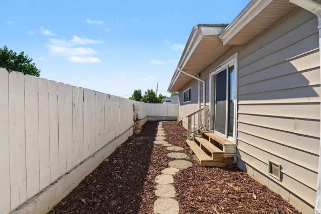 4135 N Cordoba Ave, Spring Valley, CA 91977