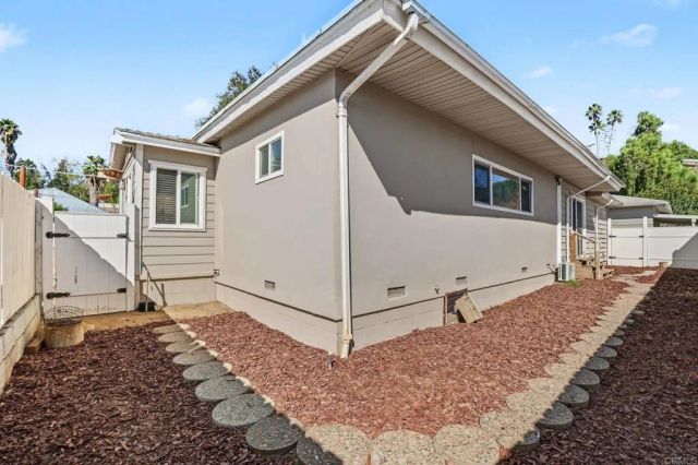 4135 N Cordoba Ave, Spring Valley, CA 91977