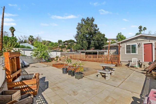 4135 N Cordoba Ave, Spring Valley, CA 91977