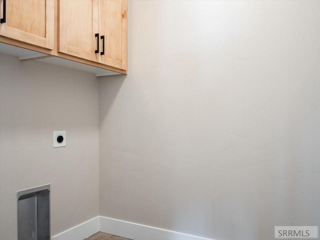 Image 11 of property listing at 318 Lakeview Blvd, American Falls, ID 83211