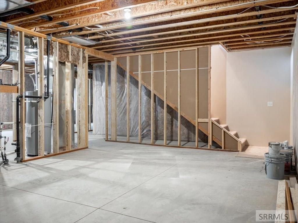 Image 15 of property listing at 318 Lakeview Blvd, American Falls, ID 83211