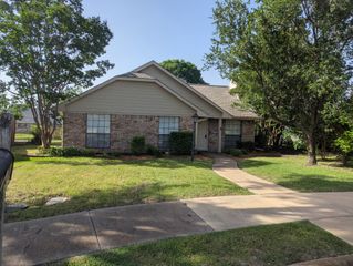 3818 Missouri Street, Sachse, TX 75048