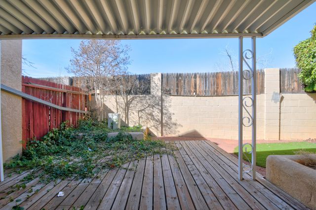 5133 La Fiesta Drive NE, Albuquerque, NM 87109