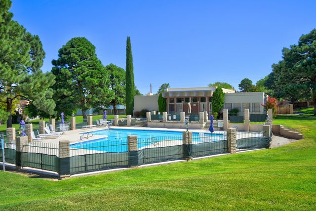 5133 La Fiesta Drive NE, Albuquerque, NM 87109