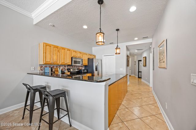 601 N Miramar Avenue 311, Indialantic, FL 32903