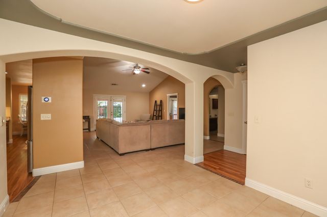 1510 Carl Court, Red Bluff, CA 96080