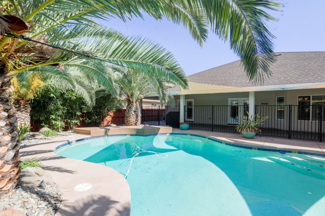 1510 Carl Court, Red Bluff, CA 96080