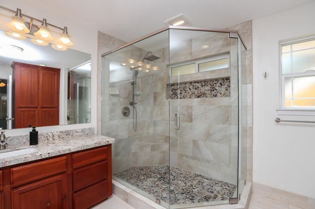 1510 Carl Court, Red Bluff, CA 96080