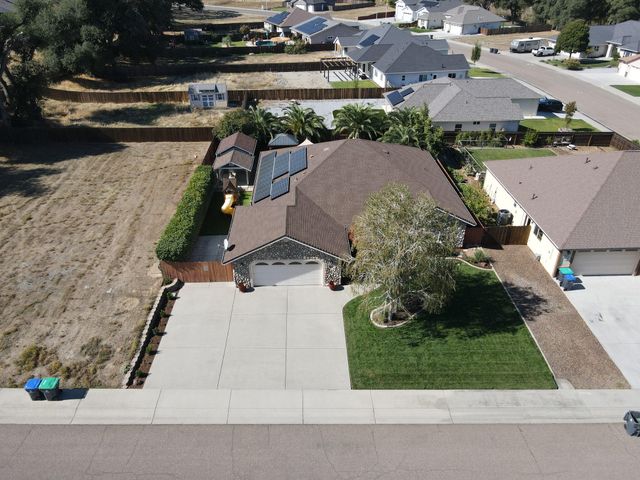 1510 Carl Court, Red Bluff, CA 96080