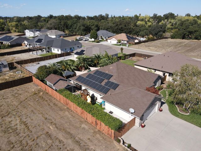 1510 Carl Court, Red Bluff, CA 96080