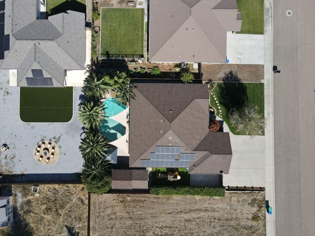 1510 Carl Court, Red Bluff, CA 96080