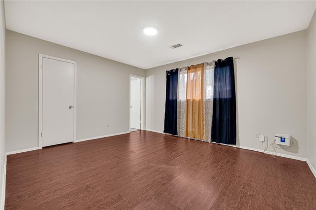 11826 Oceanview Street, Houston, TX 77071