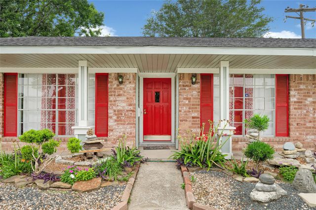 11826 Oceanview Street, Houston, TX 77071