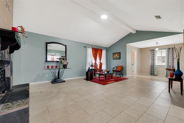 11826 Oceanview Street, Houston, TX 77071