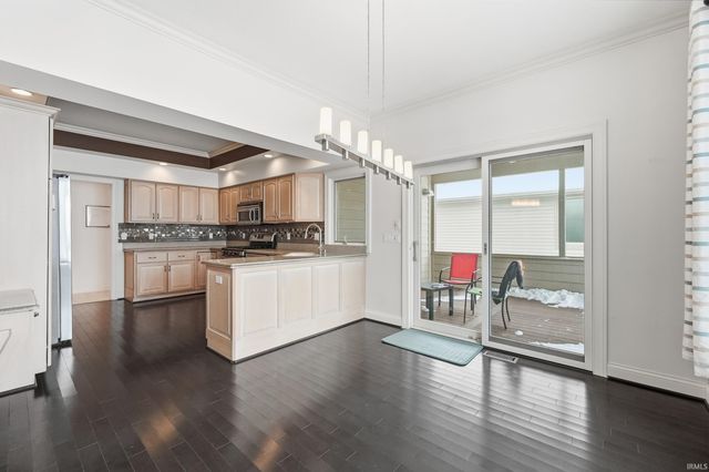 10630 Maple Springs Cove, Fort Wayne, IN 46845