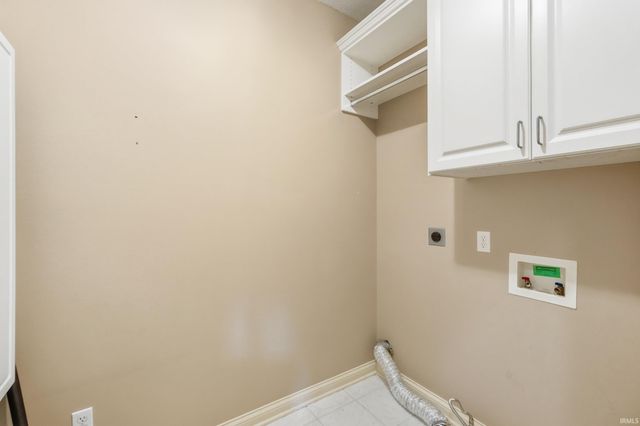 10630 Maple Springs Cove, Fort Wayne, IN 46845