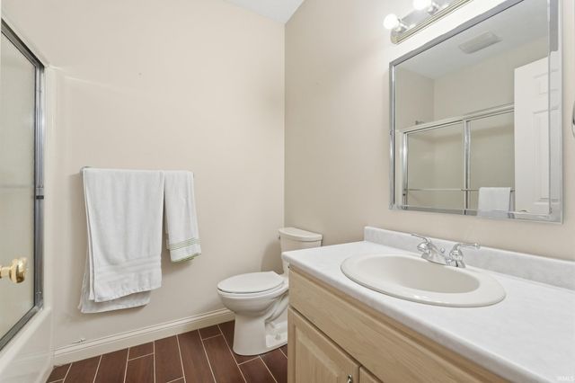 10630 Maple Springs Cove, Fort Wayne, IN 46845