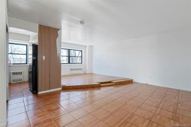 2545 Sedgwick Avenue 2J, Bronx, NY 10468