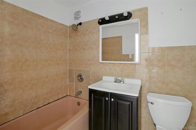 2545 Sedgwick Avenue 2J, Bronx, NY 10468