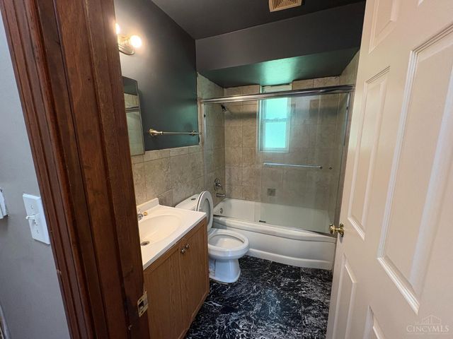 3122 Westwood Northern Boulevard, Cincinnati, OH 45211